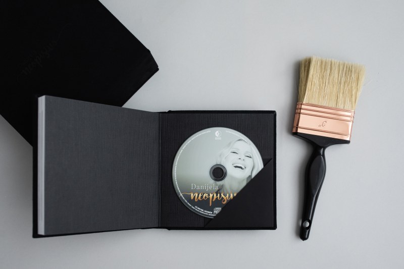 Fravero-bookovi-foto-Sanja-Tusek-179_800x533